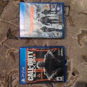 🎮PS4 Game Bundle - Call of Duty: Black Ops III & Tom Clancy's the Division🔫